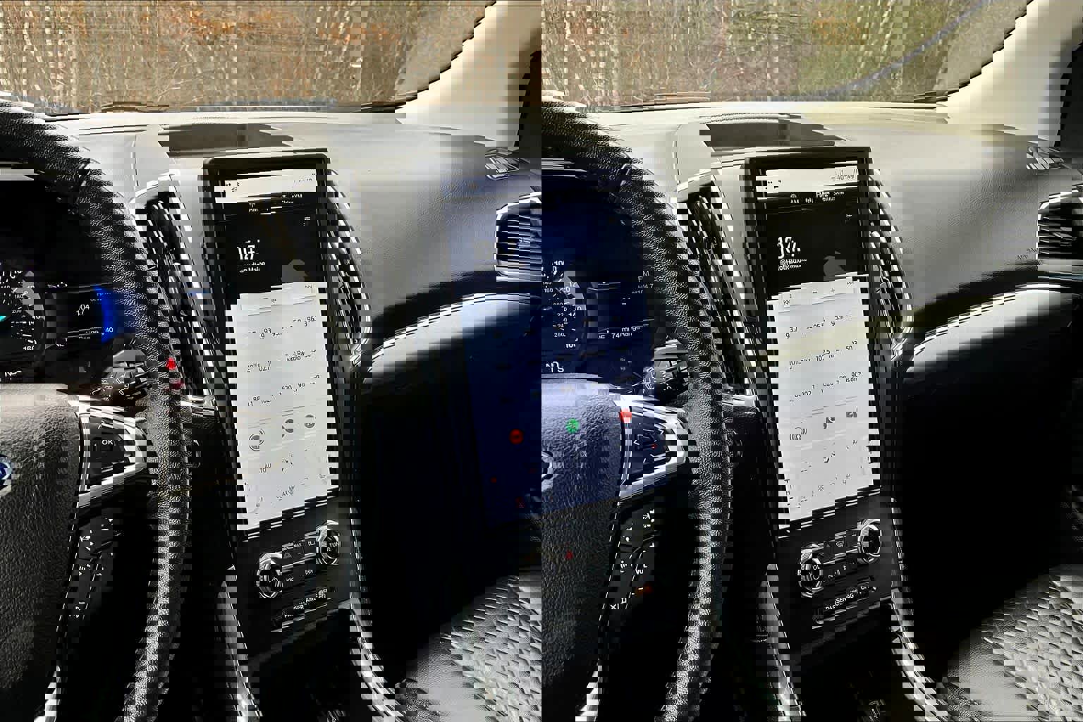 Used 2024 Ford Edge Titanium image 7