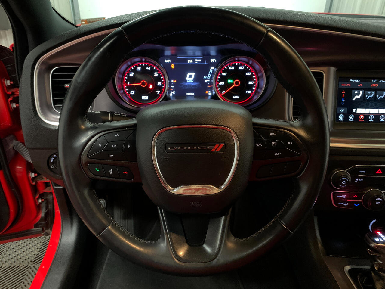 Used 2022 Dodge Charger SXT image 23