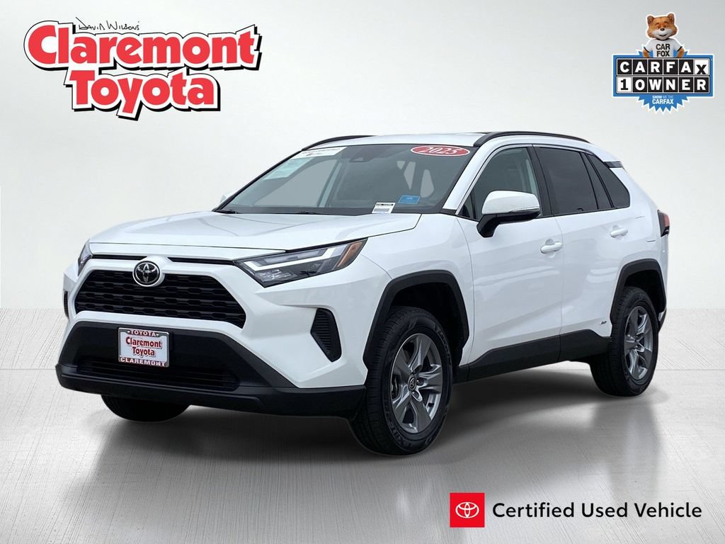 Certified 2025 Toyota RAV4 XLE AWD/4WD image 1