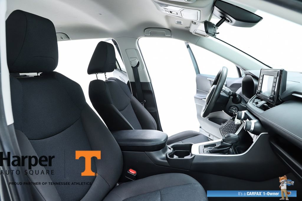 Used 2020 Toyota RAV4 LE image 35