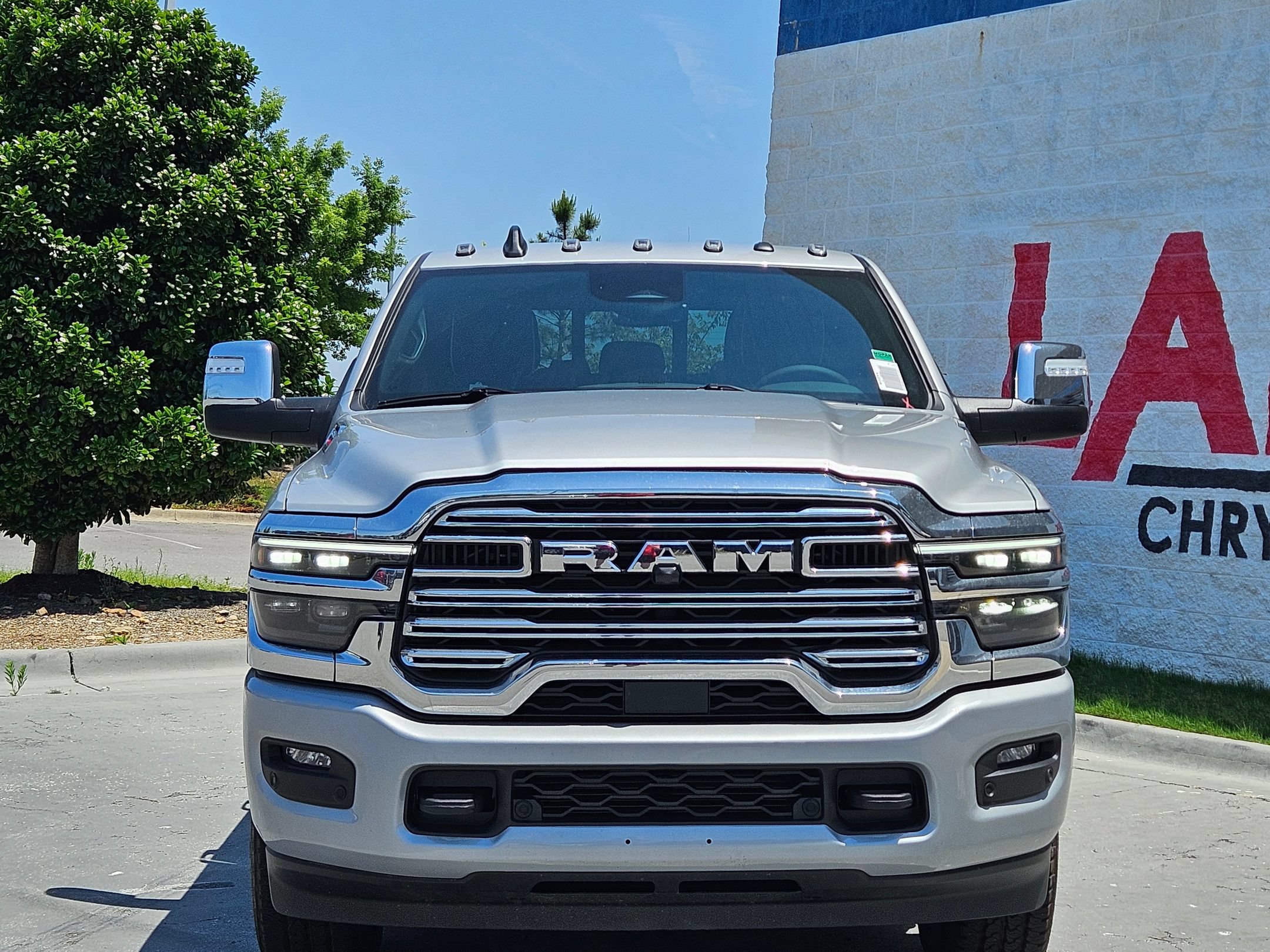 New 2026 RAM 2500 Laramie AWD/4WD image 2