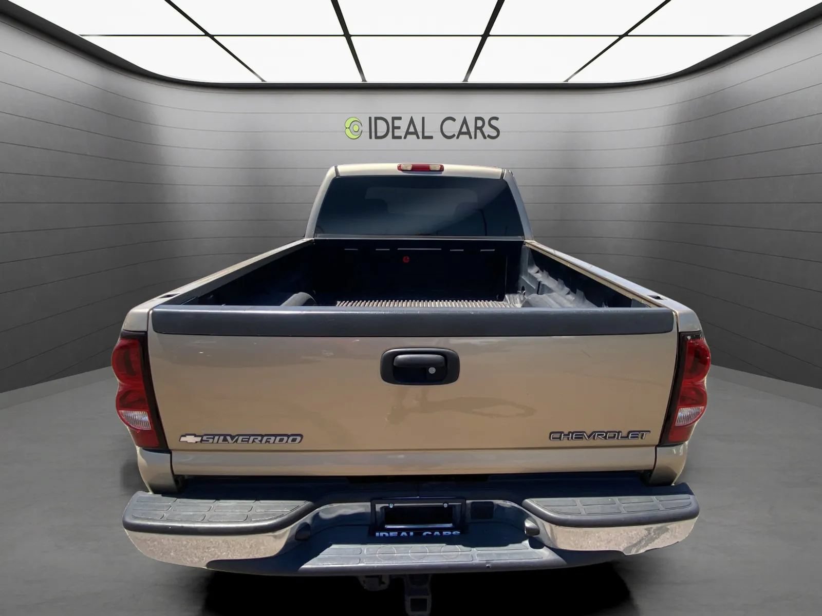 Used 2004 Chevrolet Silverado 2500 LT RWD image 9