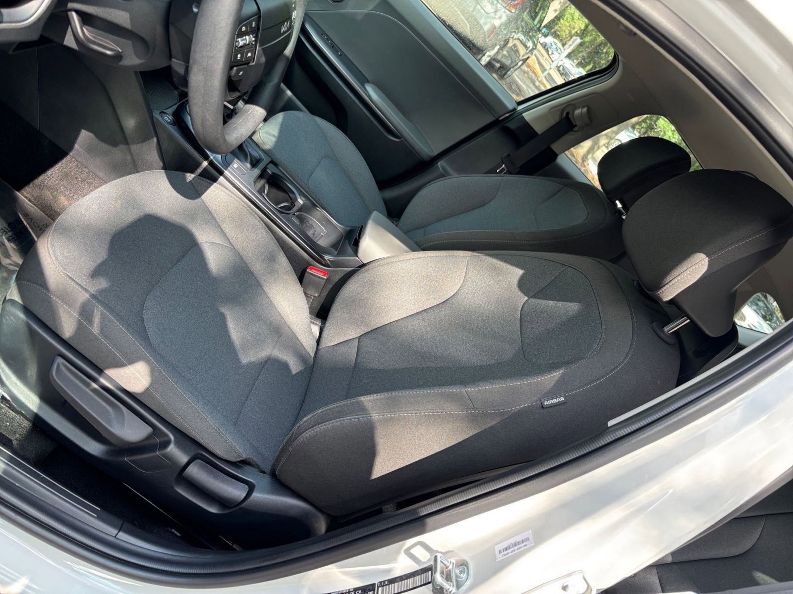 Used 2025 Kia K4 FWD image 35