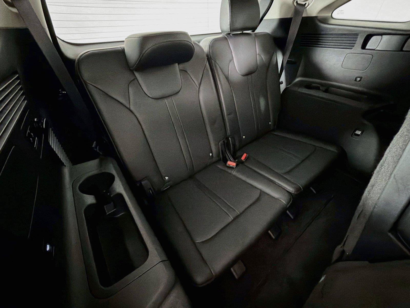Used 2024 Kia Sorento S AWD/4WD image 42