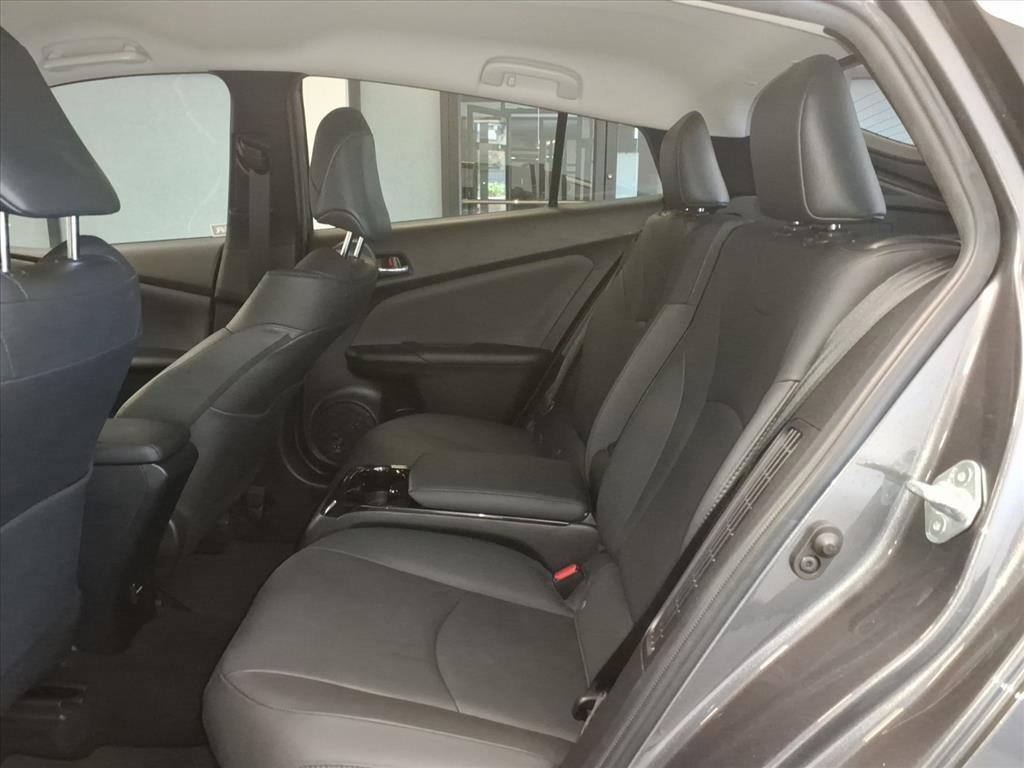 Used 2019 Toyota Prius Prime Advanced image 8