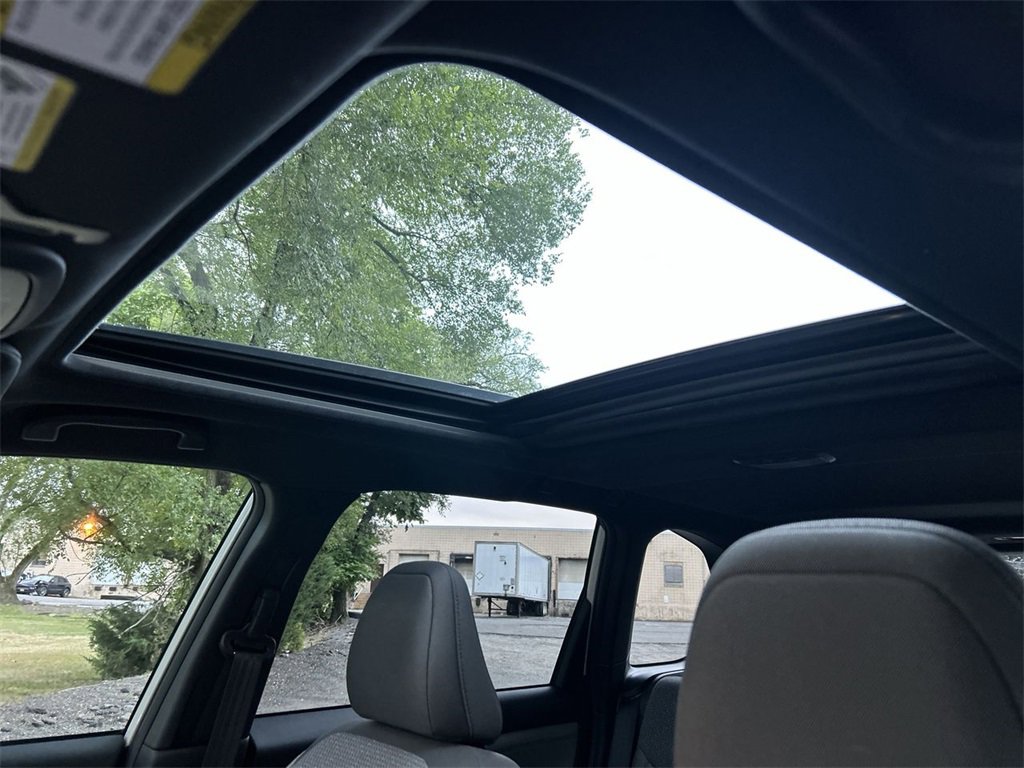 Certified 2025 Subaru Forester Premium image 24