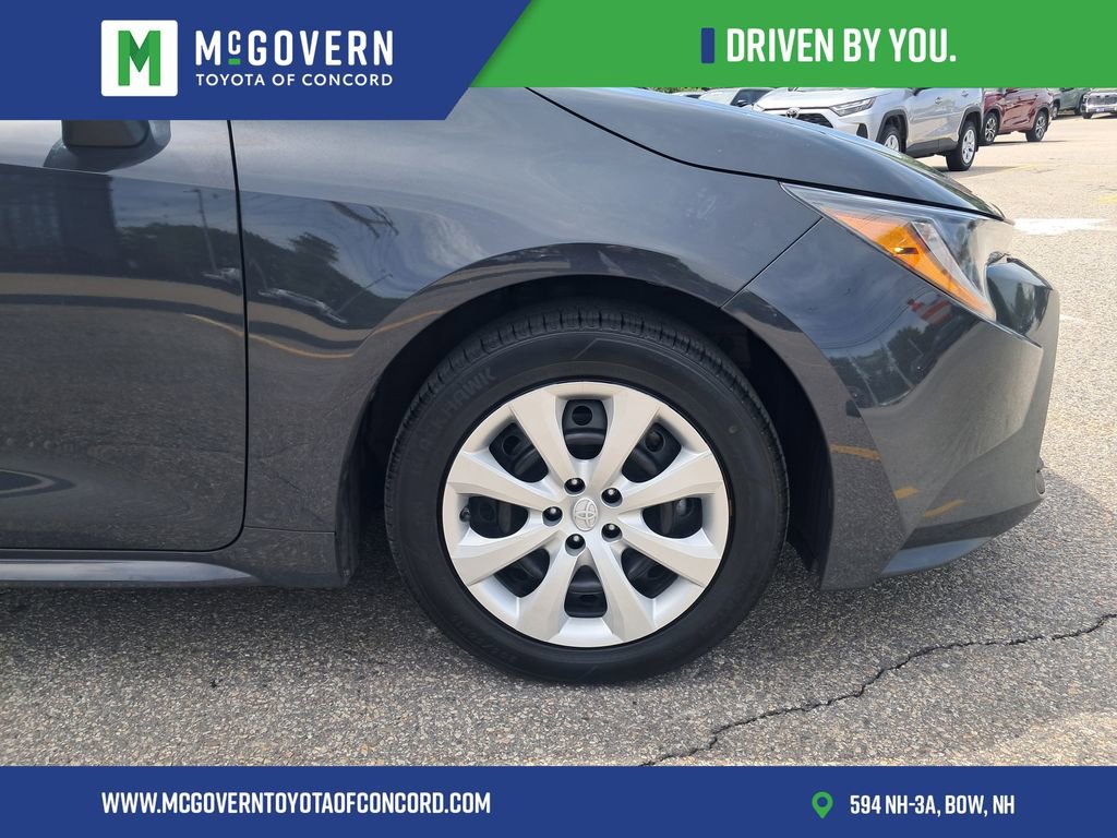 Used 2023 Toyota Corolla LE FWD image 9