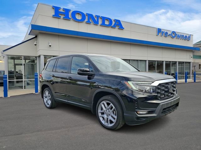 Used 2025 Honda Passport EX-L image 3