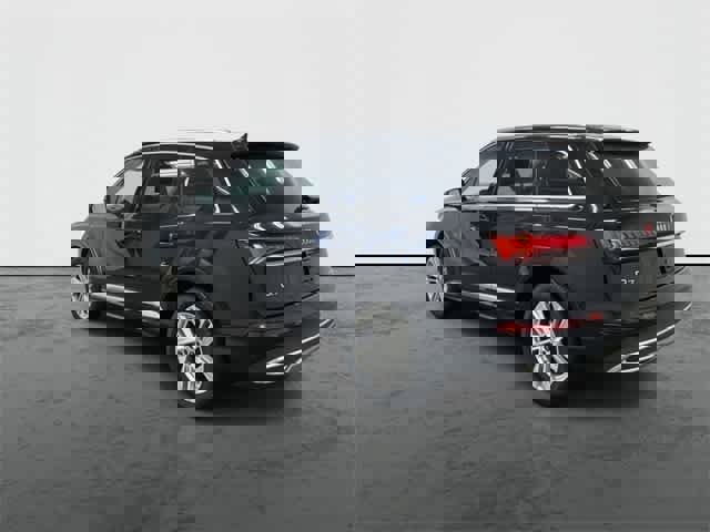 Used 2024 Audi Q7 3.0T Premium Plus image 9