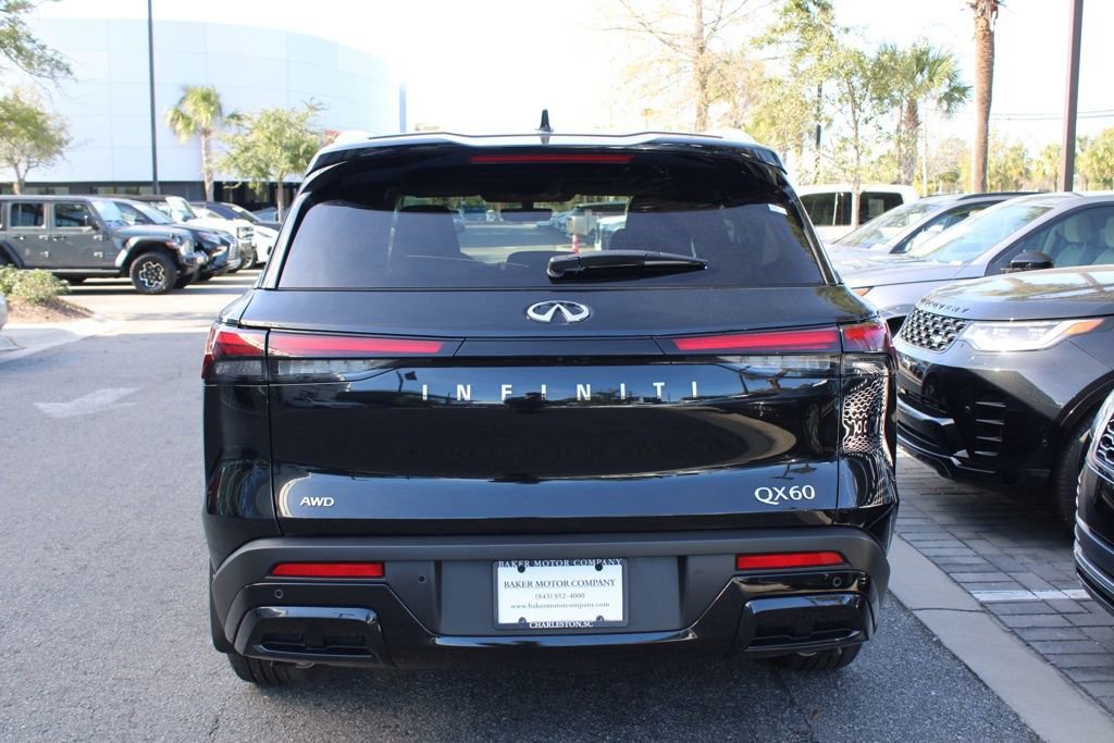 Certified 2025 INFINITI QX60 Luxe image 5