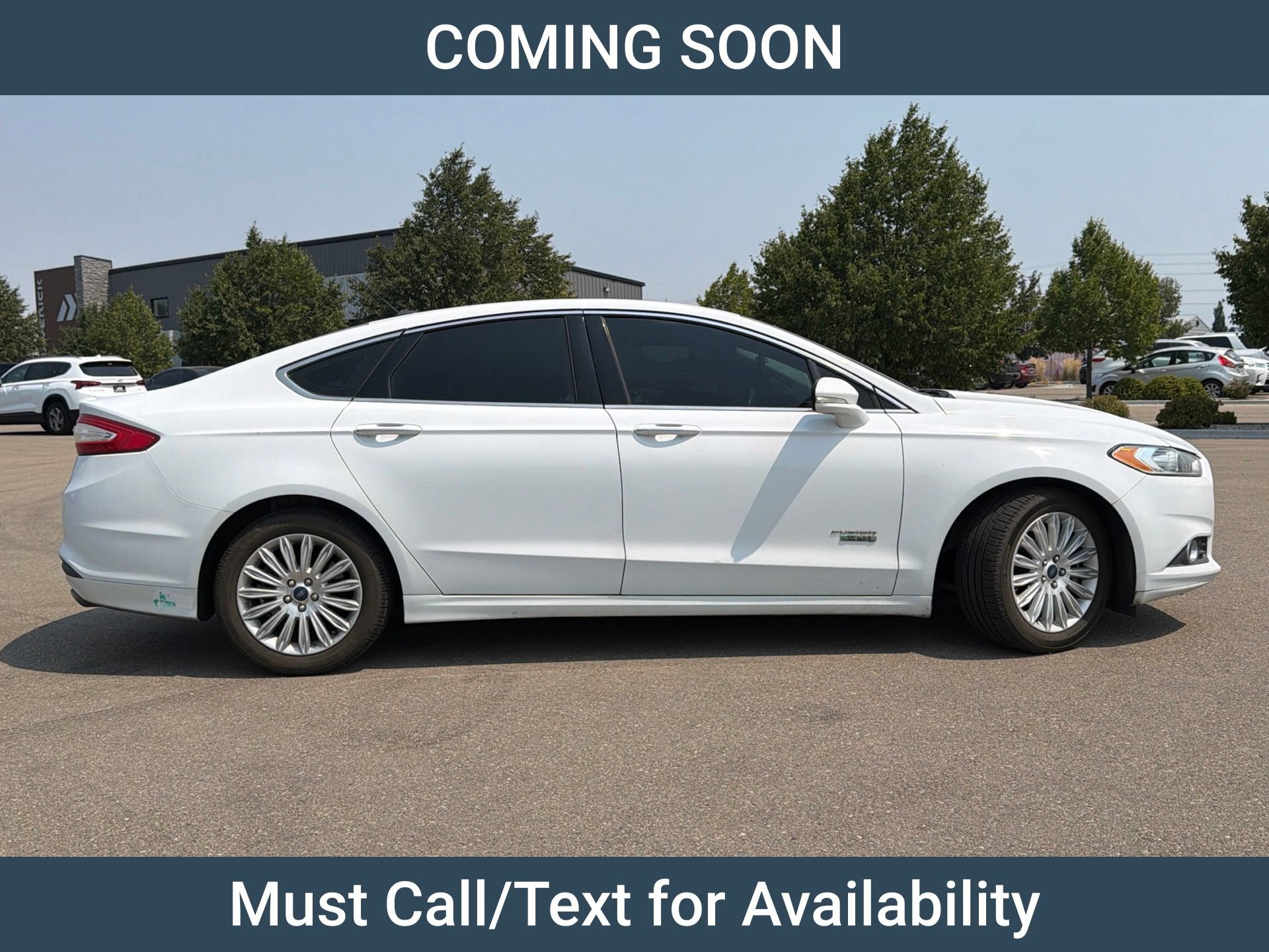 Used 2015 Ford Fusion Energi SE FWD image 4