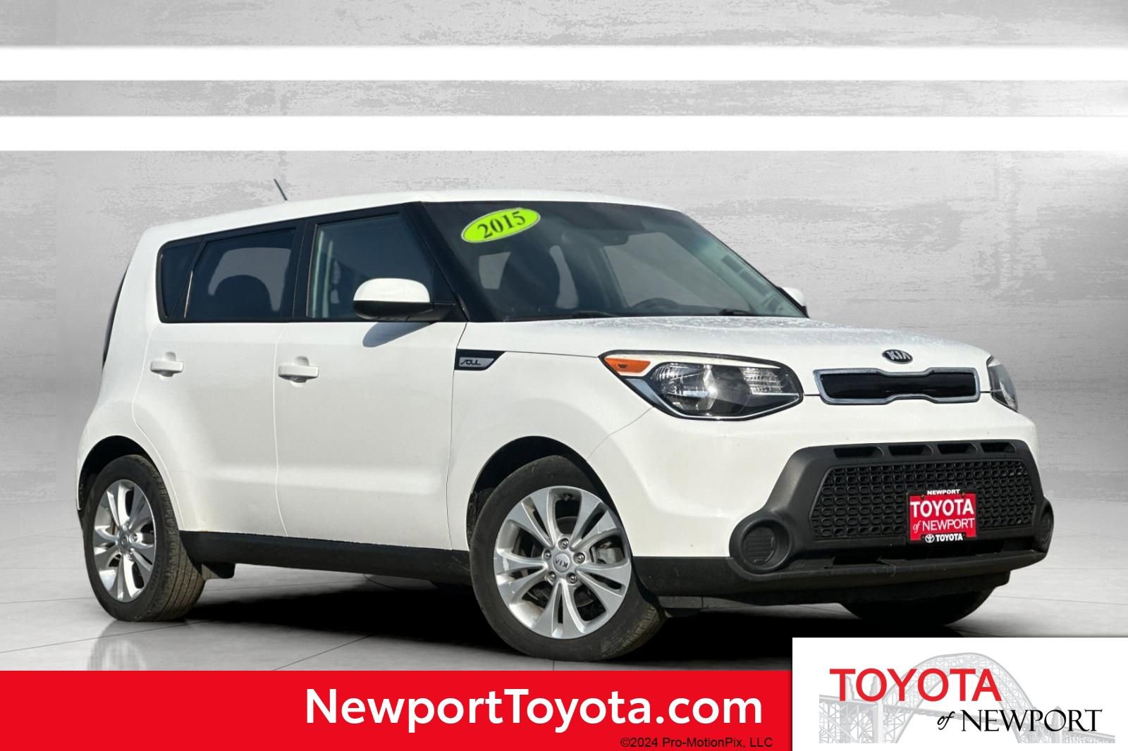 Used 2015 Kia Soul + w/ Audio Package FWD image 1