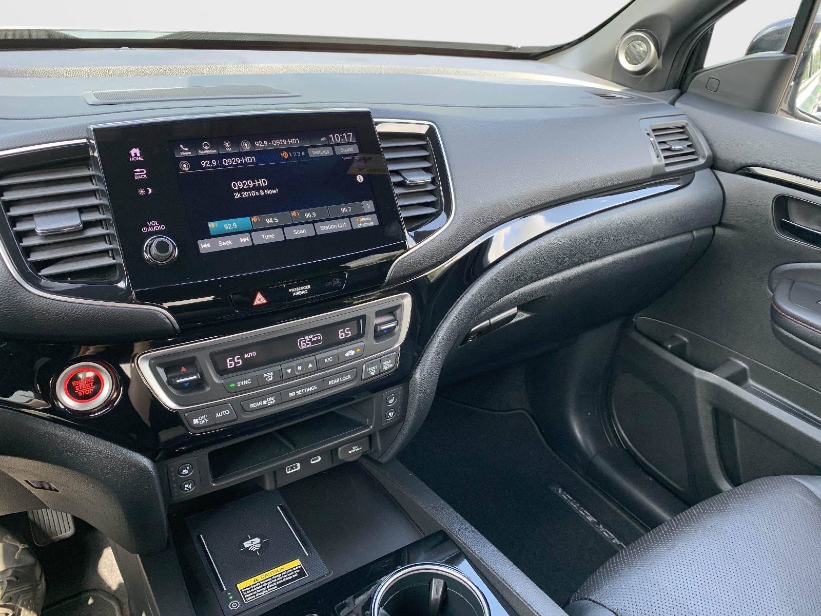 Certified 2024 Honda Passport Black Edition image 20