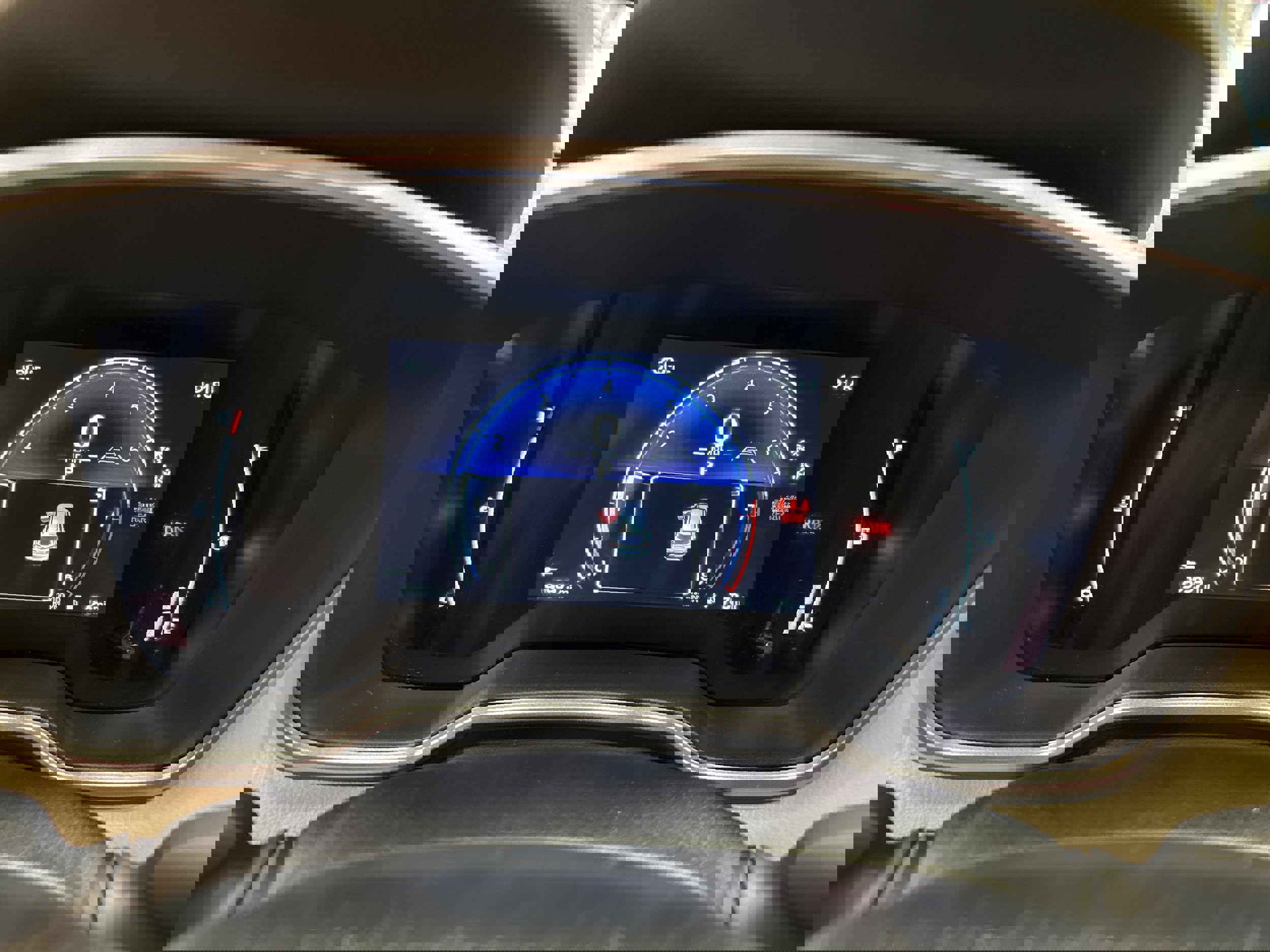 Used 2024 Toyota Corolla Cross XLE w/ Convenience Package image 40