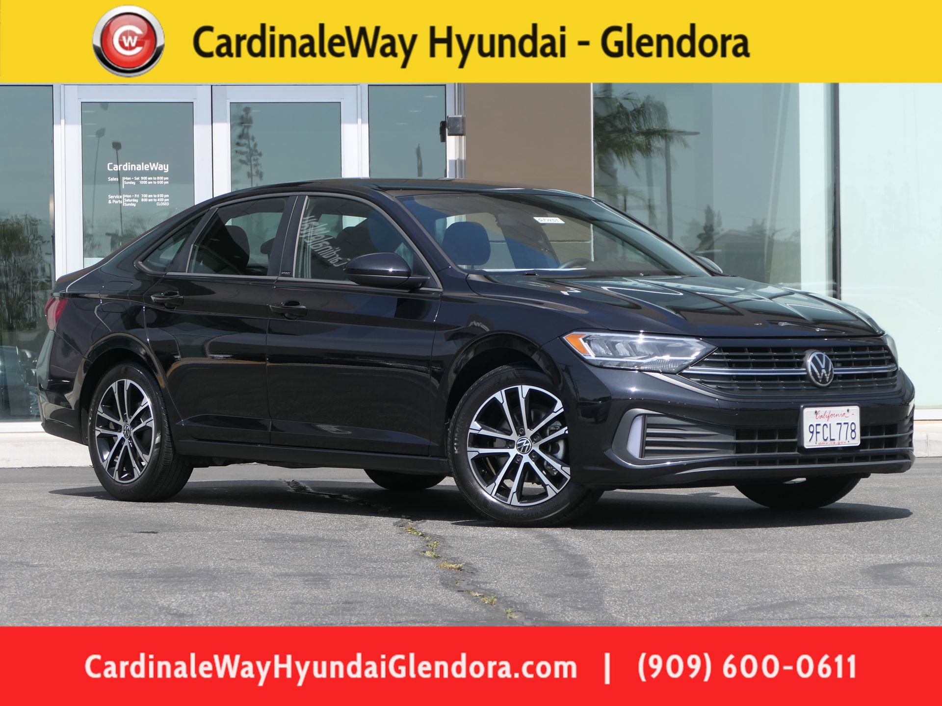 Used 2023 Volkswagen Jetta Sport FWD image 1