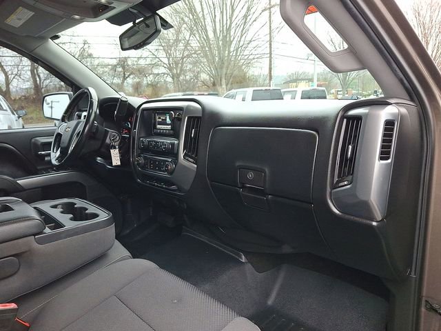 Used 2015 Chevrolet Silverado 1500 LT image 24