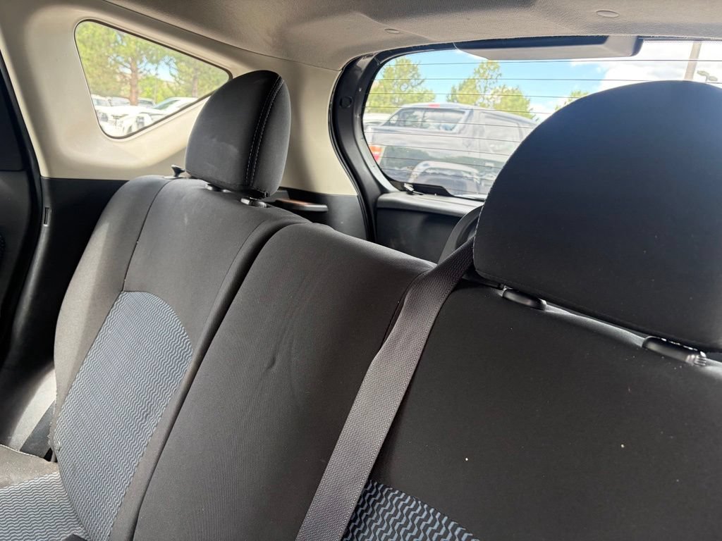 Used 2018 Nissan Versa Note SV FWD image 18
