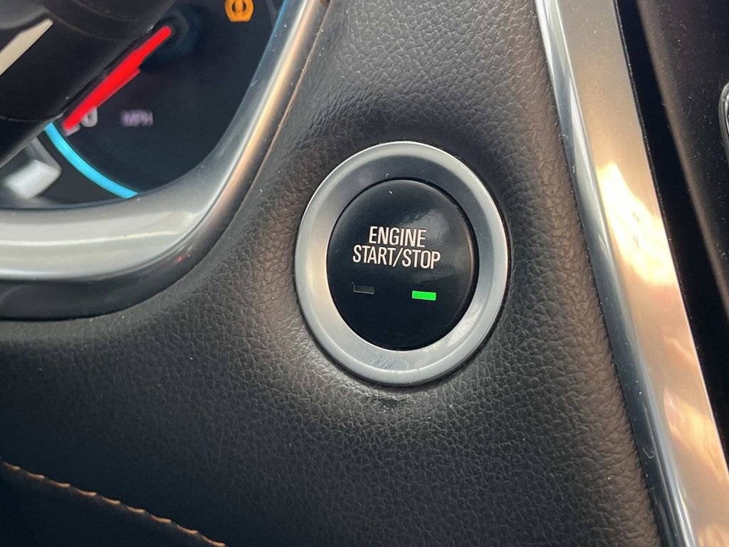 Used 2018 Chevrolet Traverse LT image 36