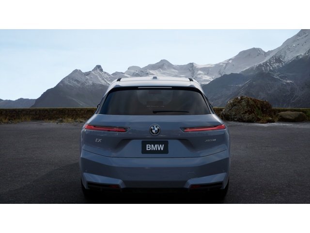 New 2026 BMW iX xDrive45 w/ Premium Package AWD/4WD image 5