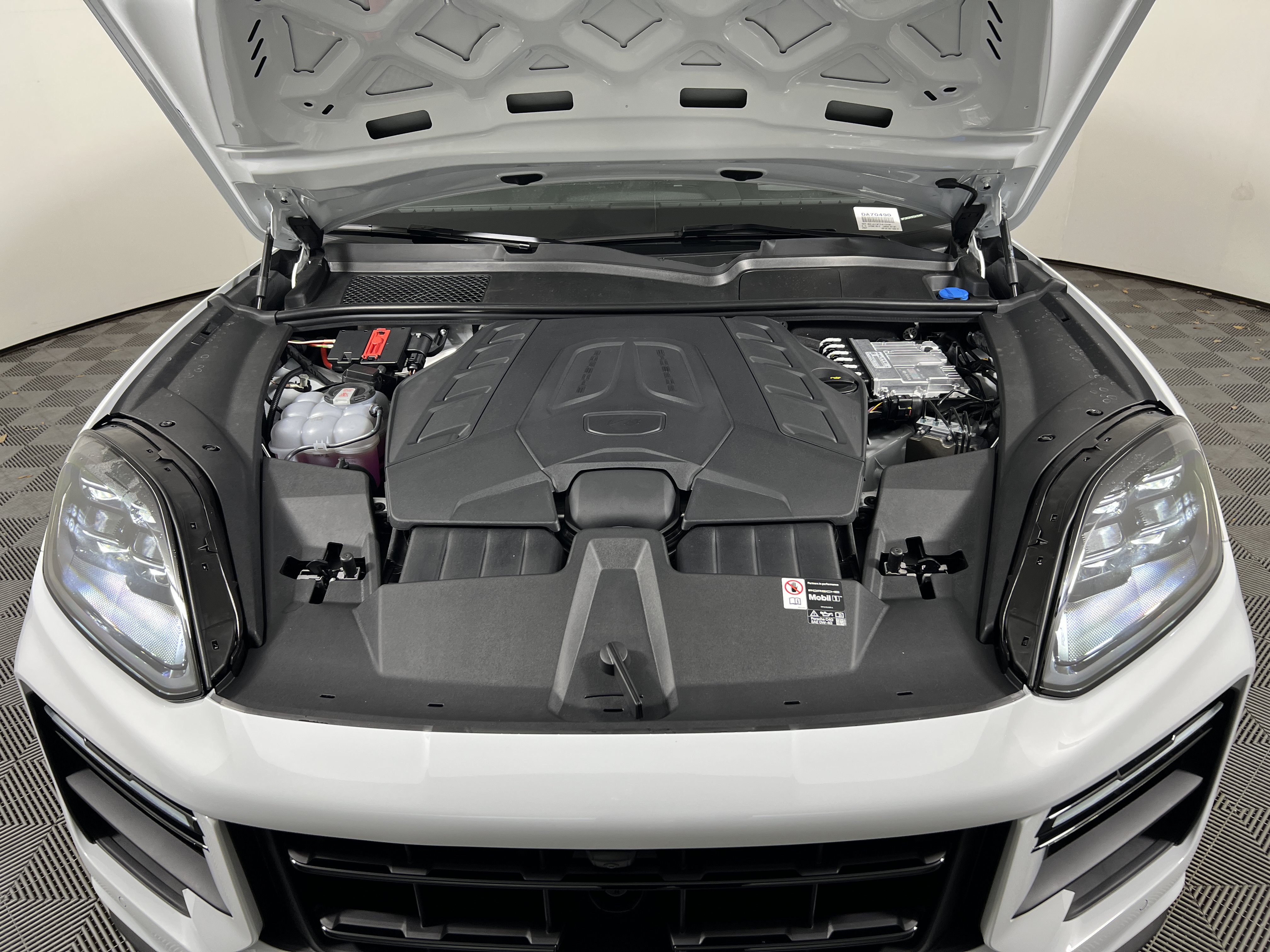 New 2026 Porsche Cayenne Turbo GT AWD/4WD image 22