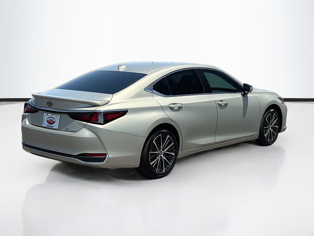 Used 2024 Lexus ES 300h w/ Premium Package FWD image 5