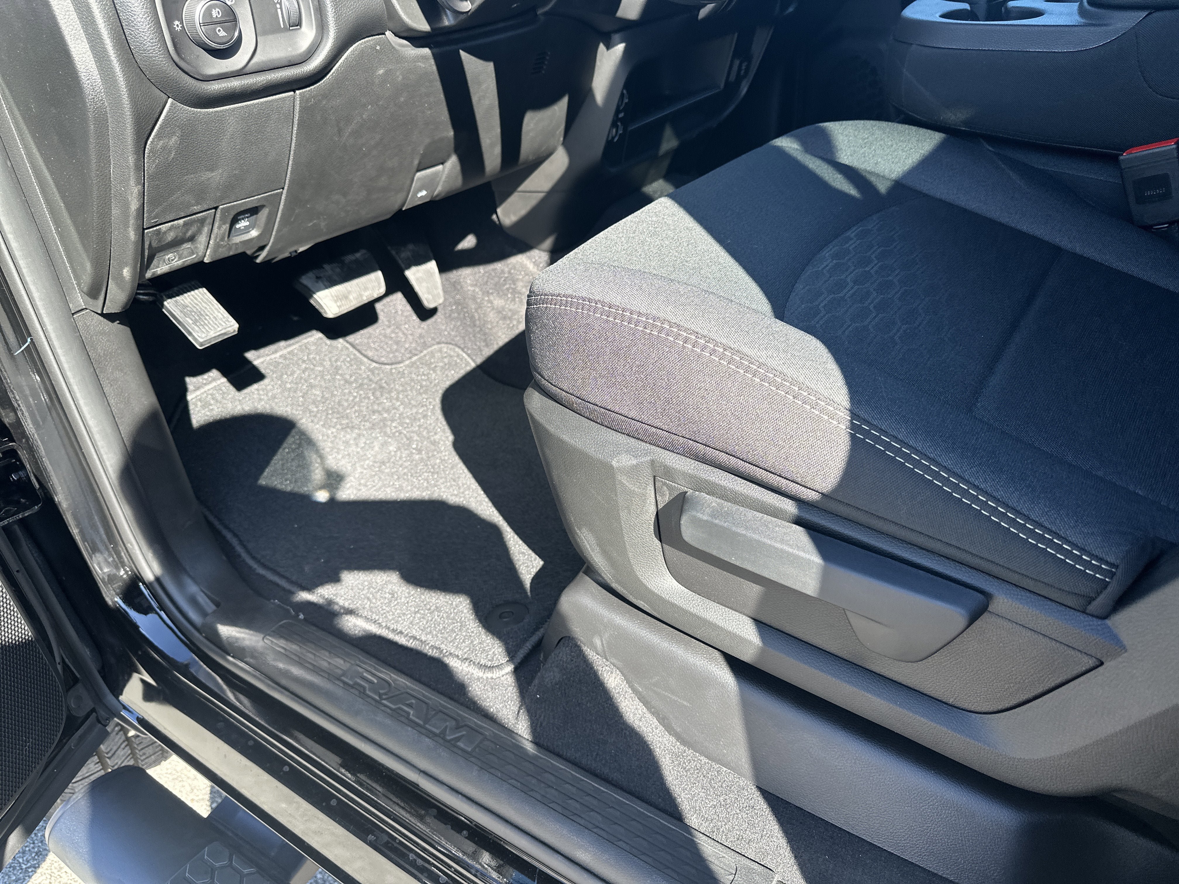 New 2026 RAM 2500 Tradesman AWD/4WD image 15