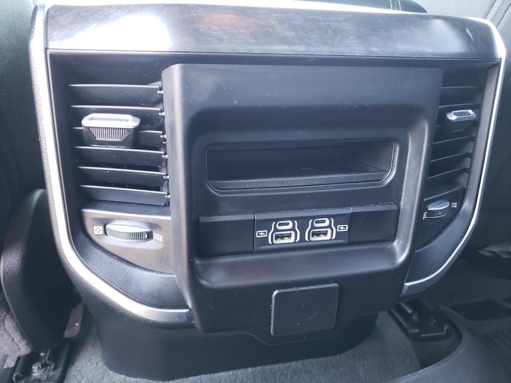 Used 2024 RAM 1500 Big Horn AWD/4WD image 11