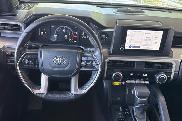 Used 2024 Toyota Tacoma SR5 w/ SR5 Upgrade Package AWD/4WD image 14