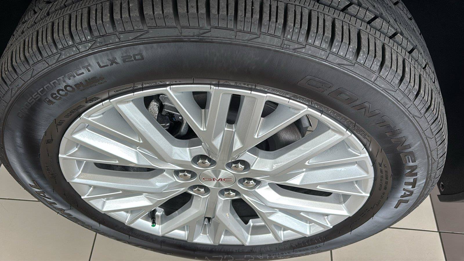 New 2026 GMC Acadia Elevation w/ Elevation Premium Package FWD image 9
