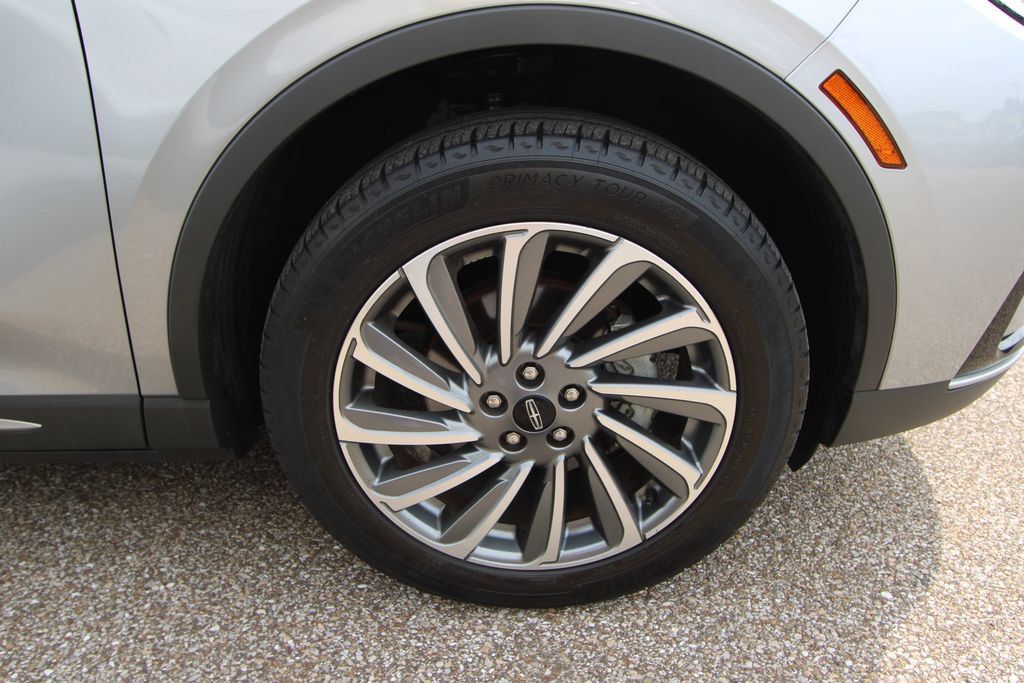 Used 2024 Lincoln Corsair Reserve w/ Equipment Group 201A AWD/4WD image 10