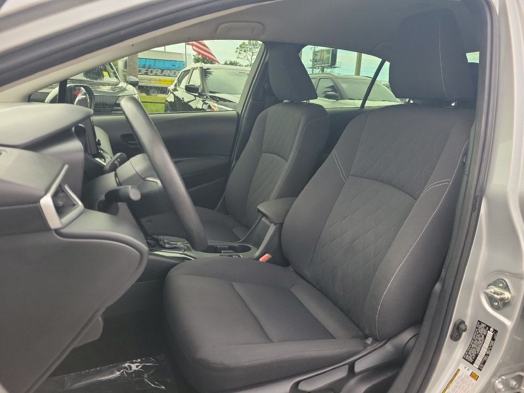 Used 2024 Toyota Corolla LE FWD image 15