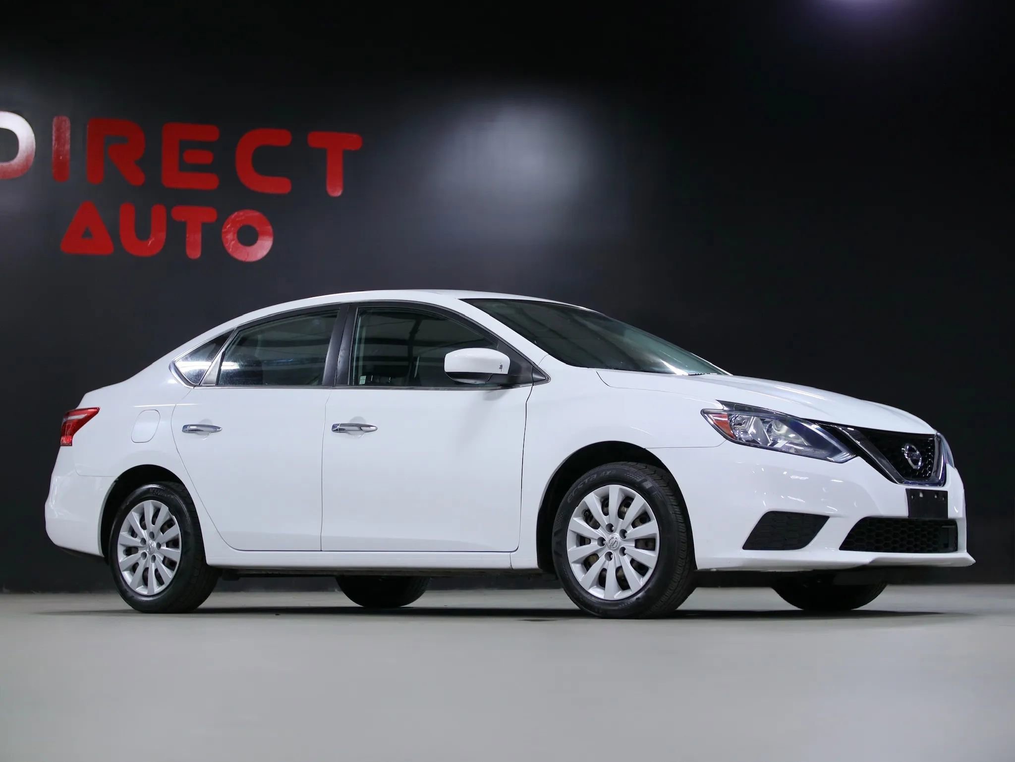 Used 2018 Nissan Sentra S image 8