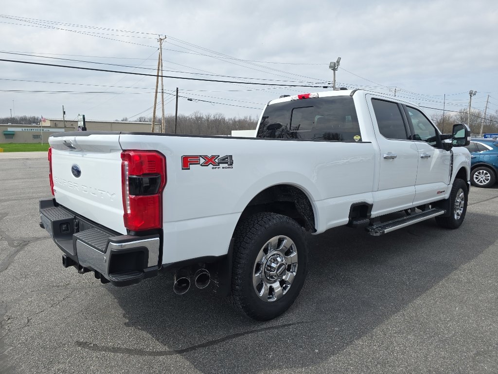 Used 2024 Ford F350 Lariat w/ Chrome Package image 6