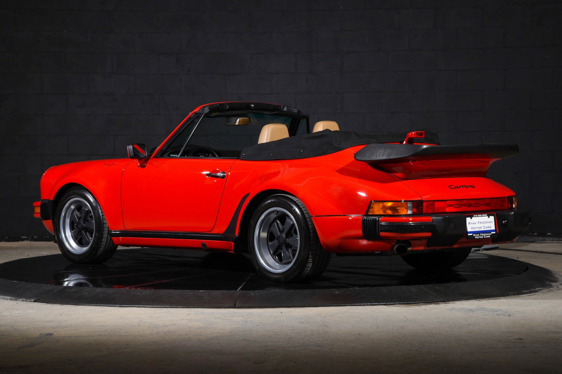 Used 1989 Porsche 911 Carrera RWD image 13
