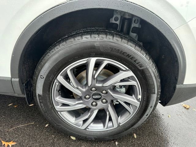 Certified 2025 Lincoln Corsair AWD w/ Equipment Group 101A image 34