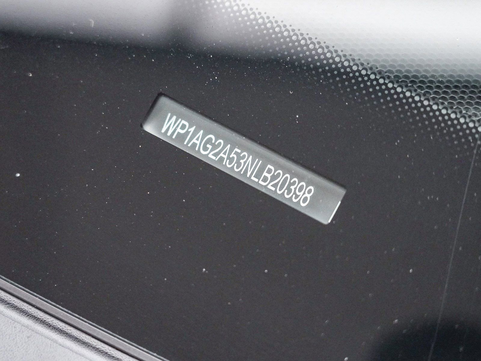 Certified 2022 Porsche Macan S image 34