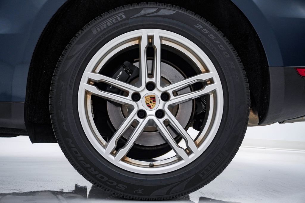 Used 2020 Porsche Macan image 10
