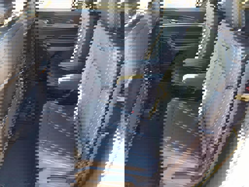 Used 2025 Jeep Grand Cherokee L Limited w/ Black Appearance Package image 35