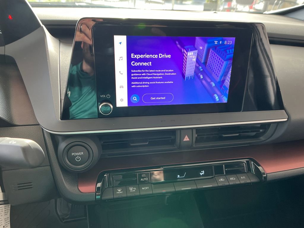 New 2025 Toyota Prius Plug-In Hybrid image 15