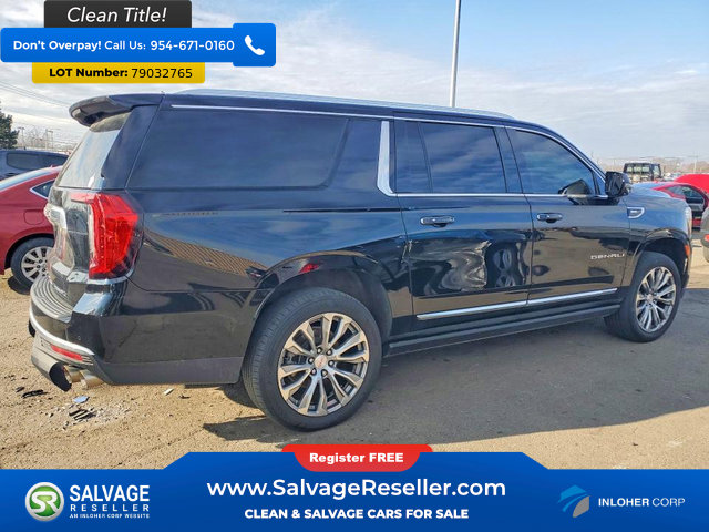 Used 2021 GMC Yukon XL Denali w/ Denali Premium Package image 4