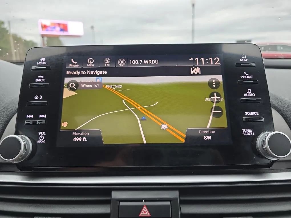 Used 2018 Honda Accord Touring image 30