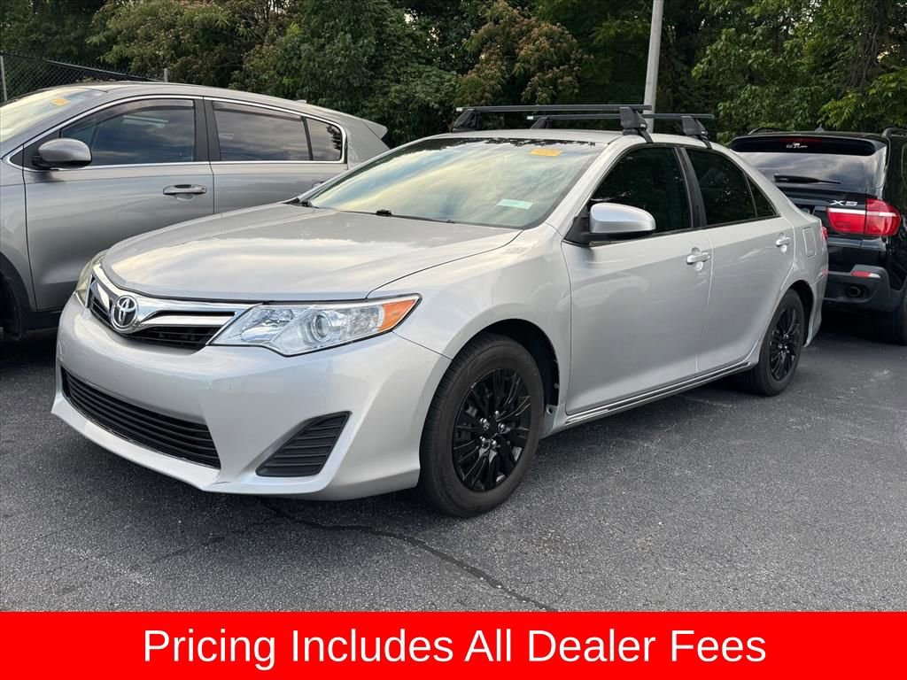 Used 2014 Toyota Camry LE FWD image 9