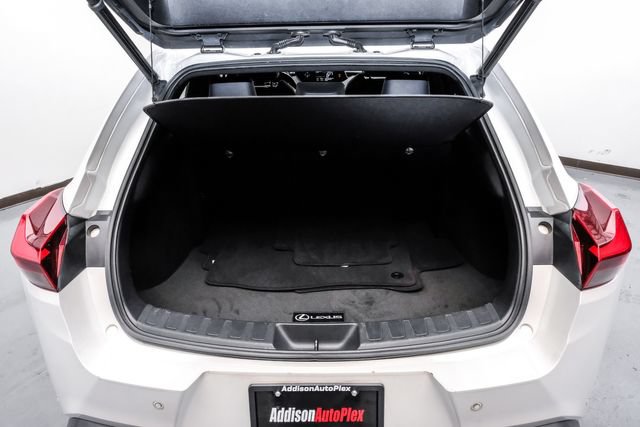 Used 2019 Lexus UX 200 w/ Premium Package FWD image 69
