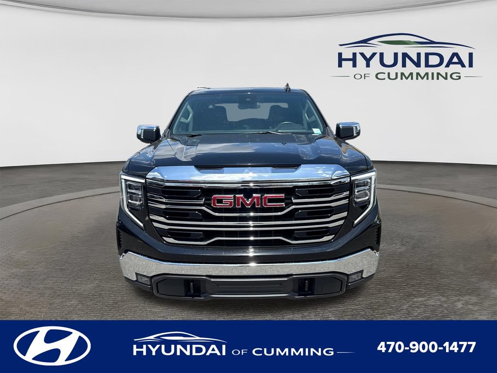 Used 2025 GMC Sierra 1500 SLT AWD/4WD image 2