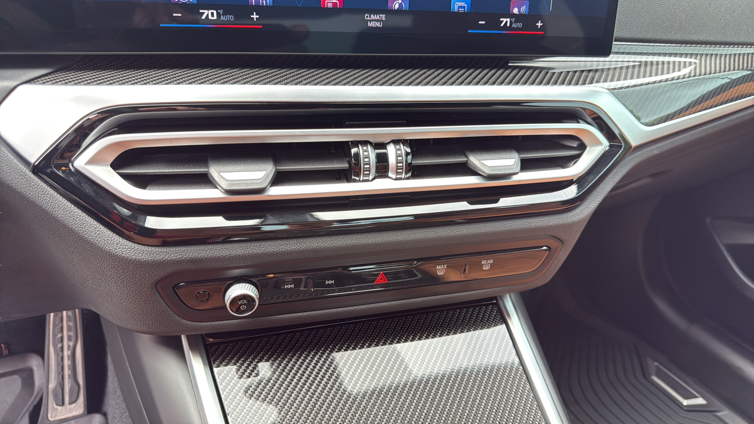 Used 2024 BMW M2 w/ Lighting Package RWD image 24