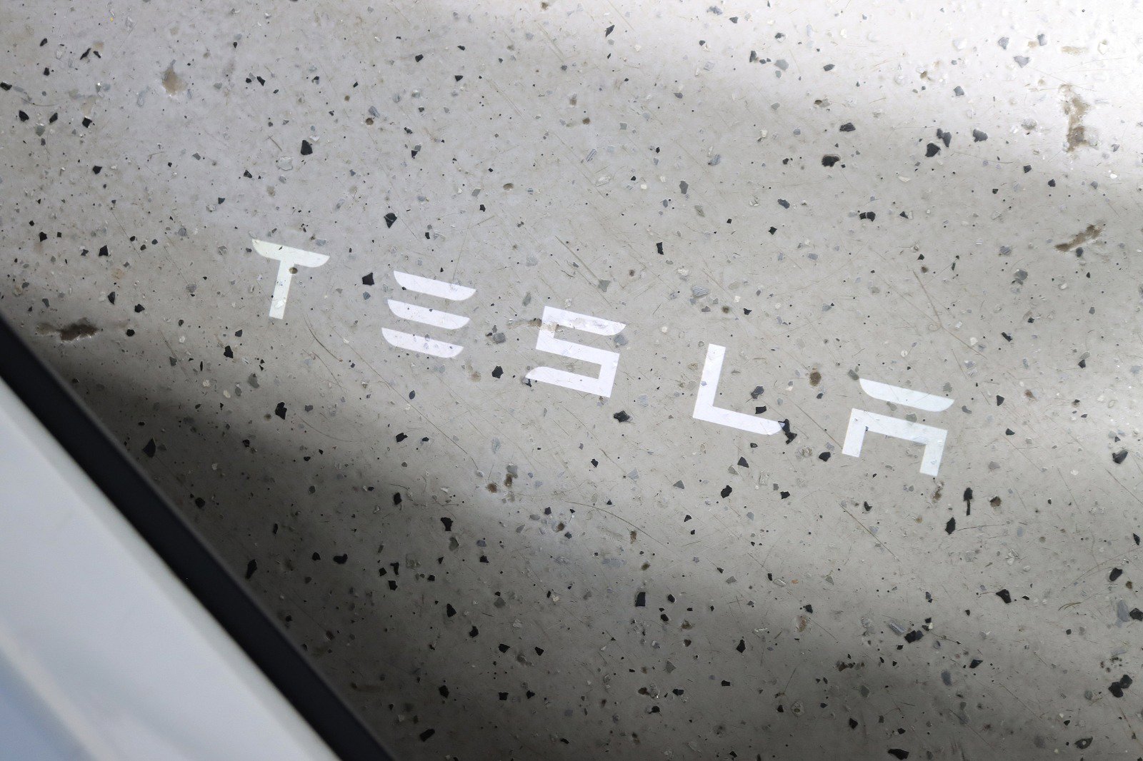 Used 2022 Tesla Model Y Long Range image 37