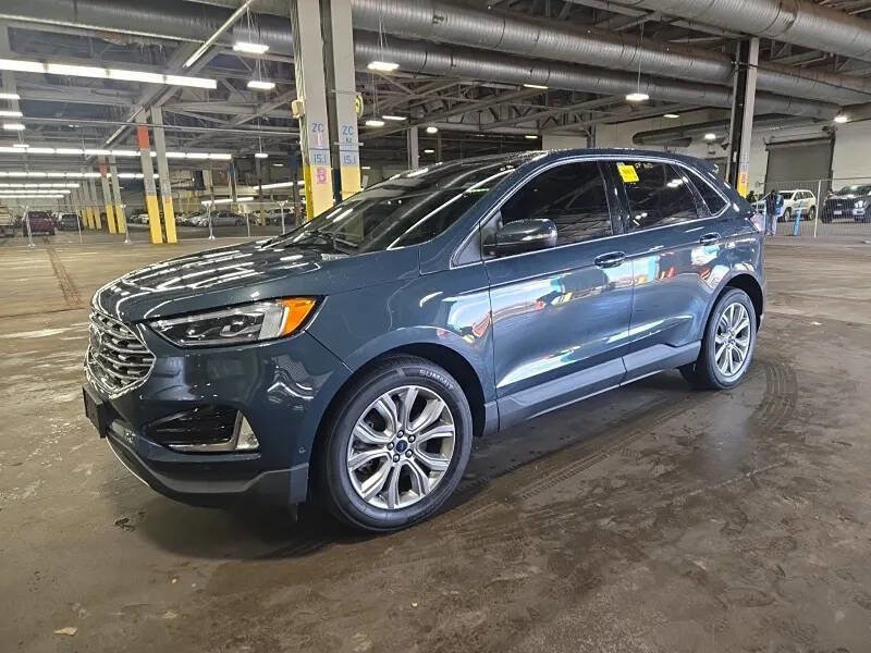 Used 2019 Ford Edge Titanium w/ Equipment Group 301A image 6