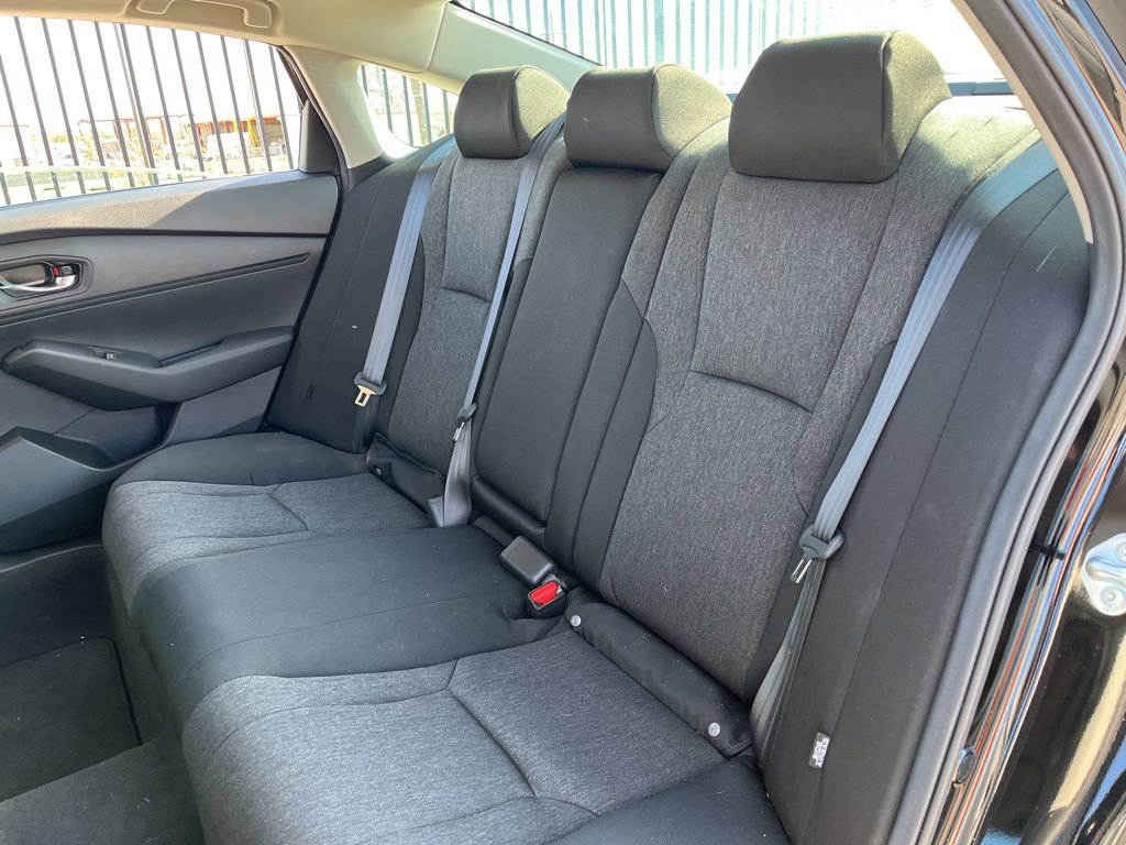 Used 2025 Honda Accord SE image 25
