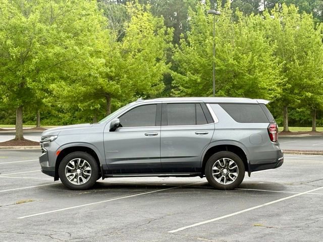 Used 2021 Chevrolet Tahoe LT w/ Luxury Package RWD image 3