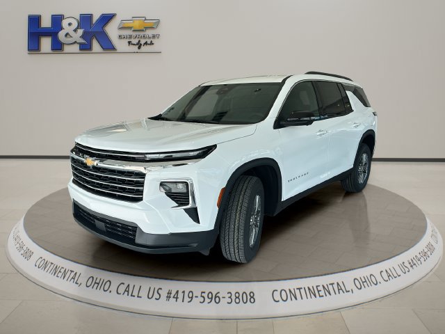 New 2027 Chevrolet Traverse LT FWD image 3